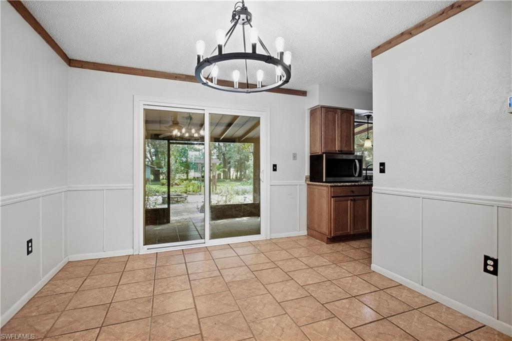 16564 25th Ln Property Photo 13
