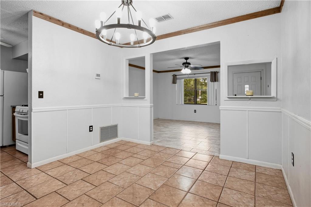 16564 25th Ln Property Photo 15