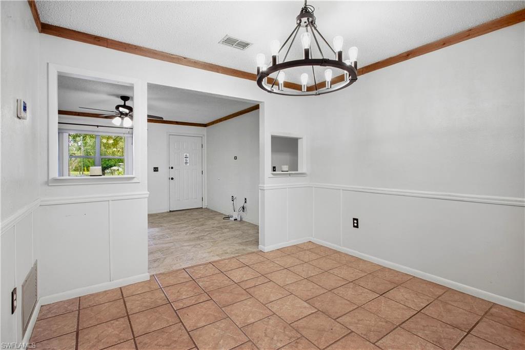 16564 25th Ln Property Photo 16