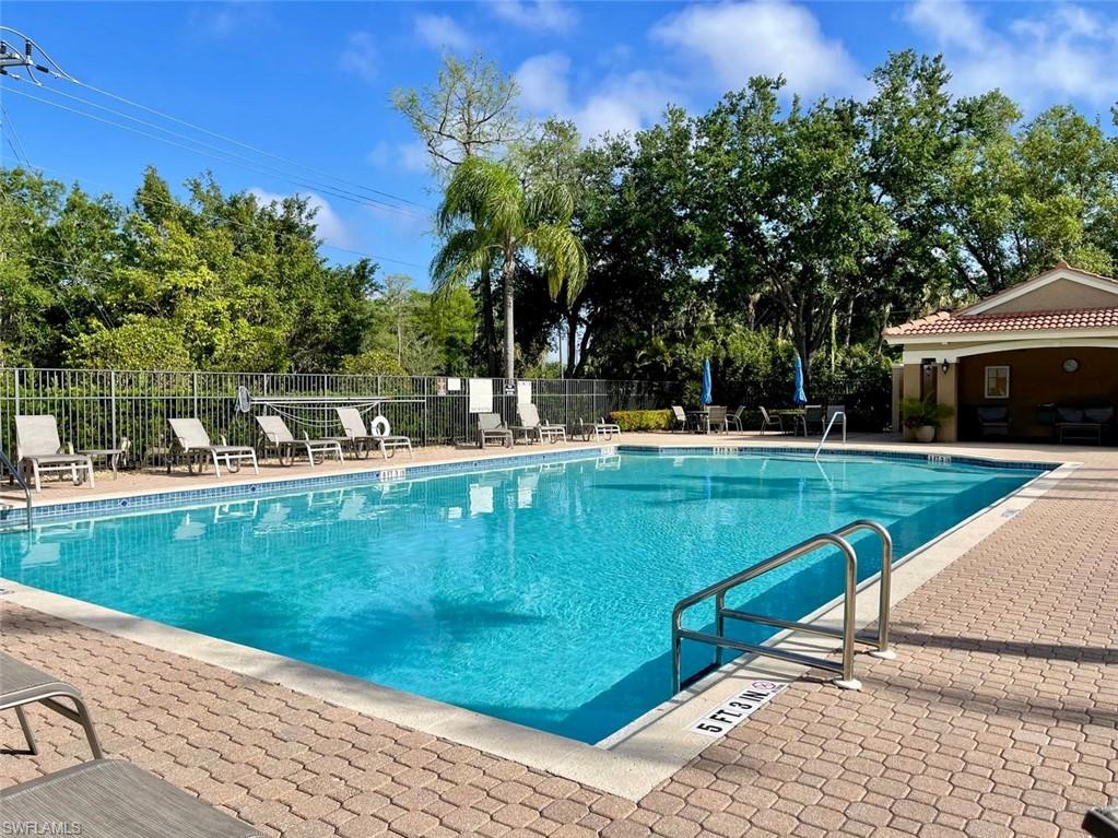 6810 Huntington Lakes Cir 202 Property Photo 15