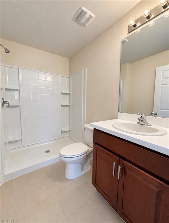 9018 Castle Cir Property Photo 6