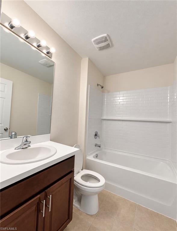 9018 Castle Cir Property Photo 9