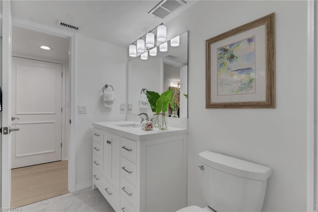 5954 Pelican Bay Blvd 212 Property Photo 15