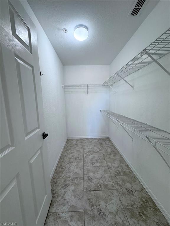 4720 Saint Croix Ln 124 Property Photo 15