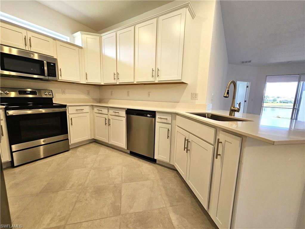 2167 Dragonfruit Way Property Photo 5