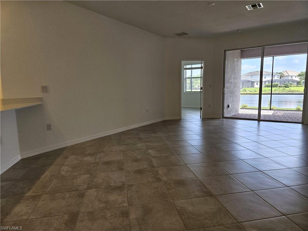 2167 Dragonfruit Way Property Photo 6