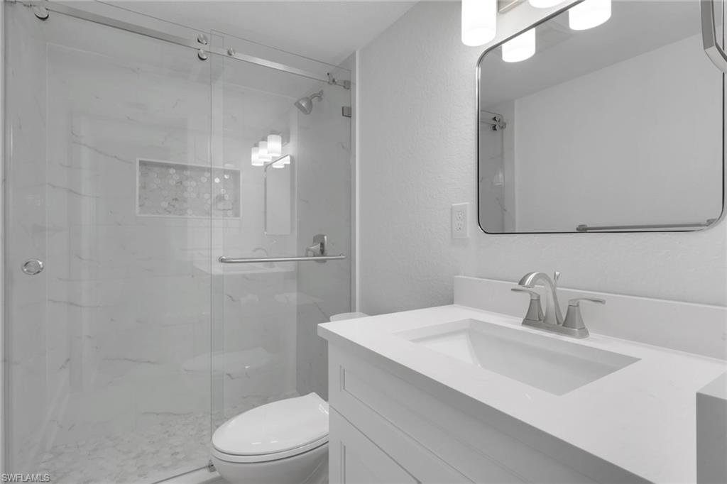 6500 Estero Blvd D123 Property Photo 18