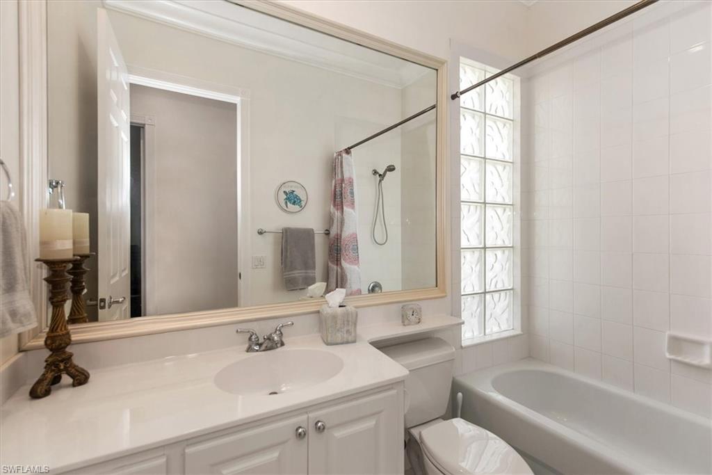 226034713 Property Photo 27
