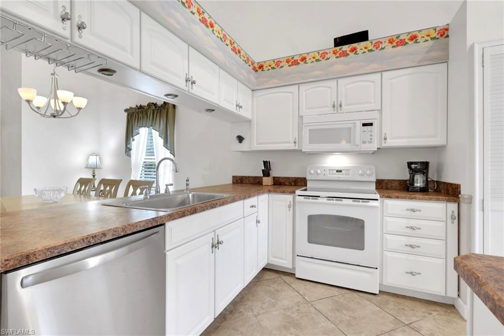237 Fox Den Cir Property Photo 8