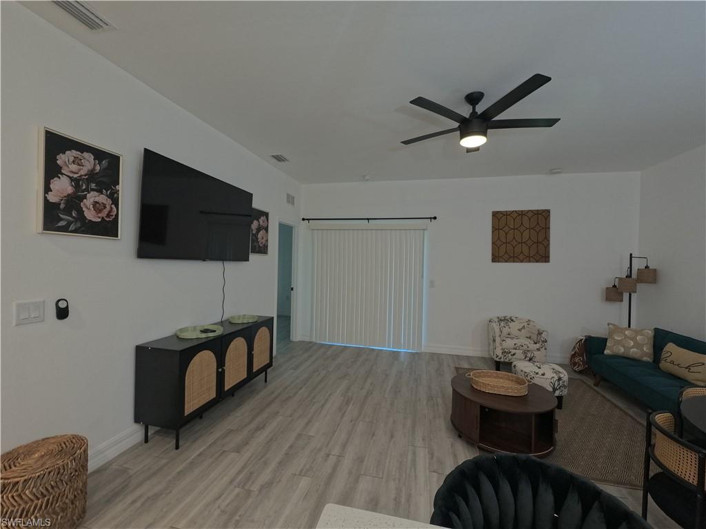 5036 Jones Dr 5038 Property Photo 8