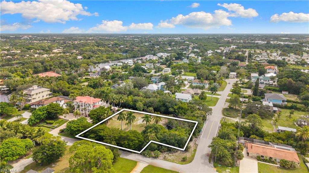 27584 Imperial River Rd Property Photo 18