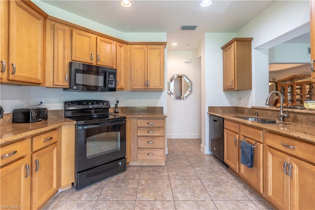 8070 Players Cove Dr 102 Property Photo 6