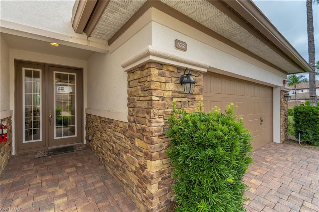 8070 Players Cove Dr 102 Property Photo 36