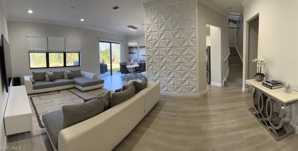 8863 Madrid Cir Property Photo 4