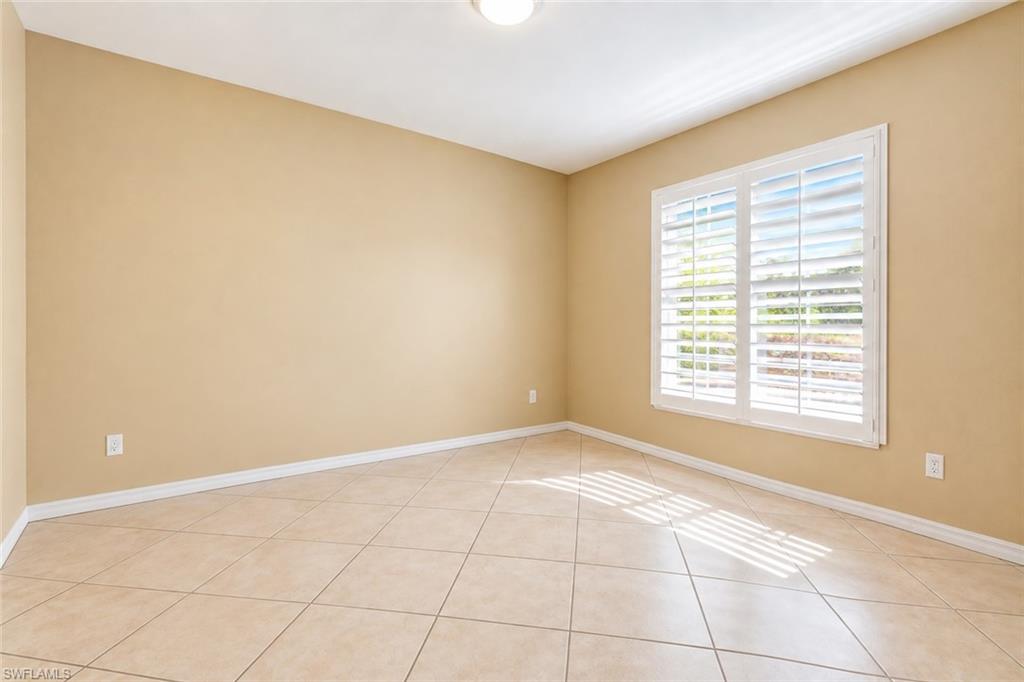 3795 Fieldstone Blvd 106 Property Photo 24