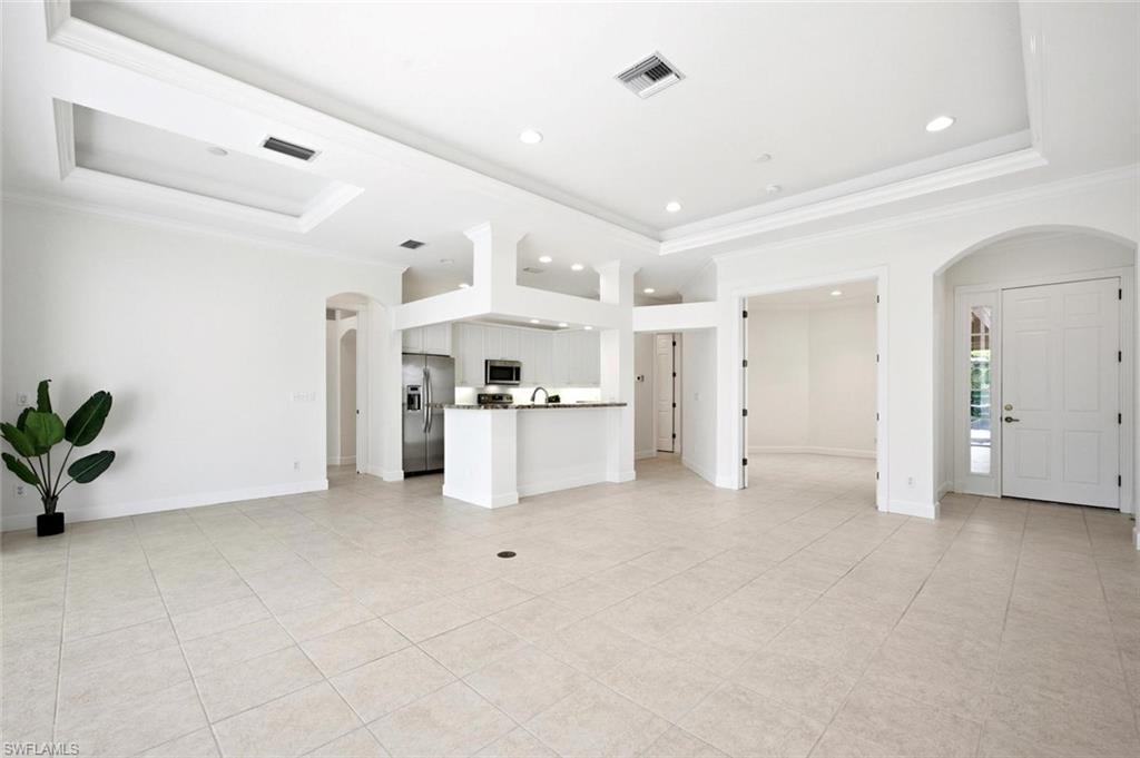14798 Glen Eden Dr Property Photo 12