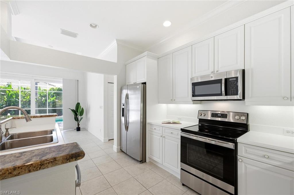 14798 Glen Eden Dr Property Photo 14