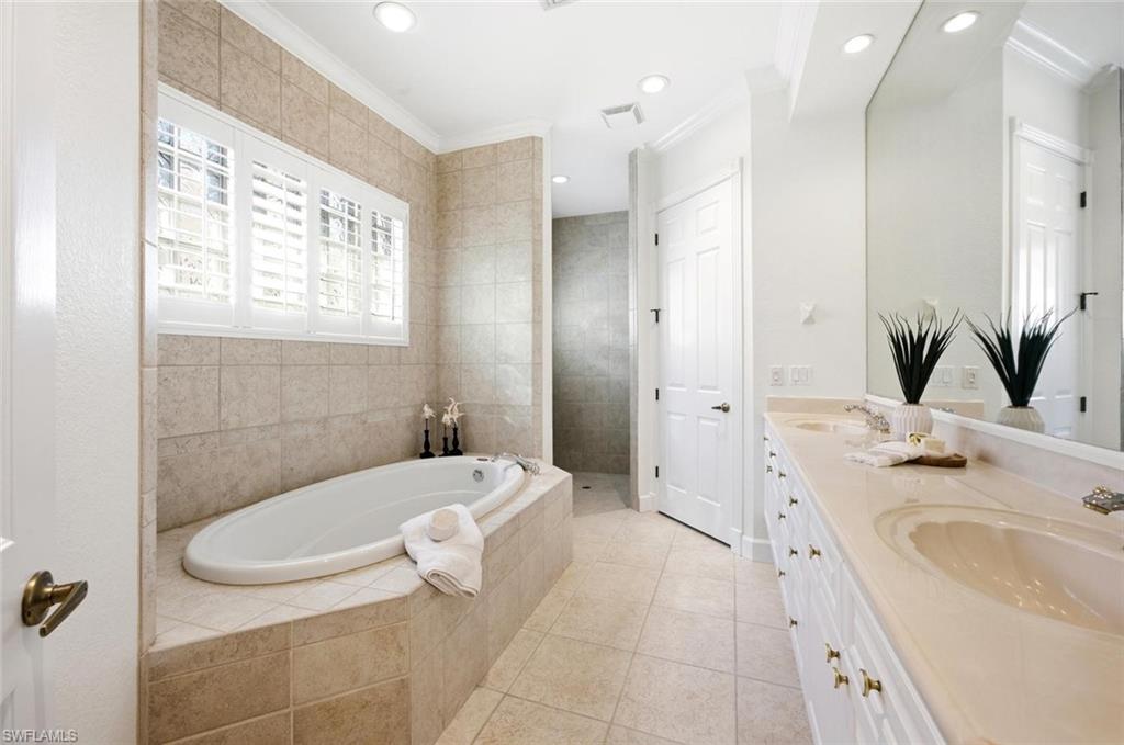 14798 Glen Eden Dr Property Photo 23