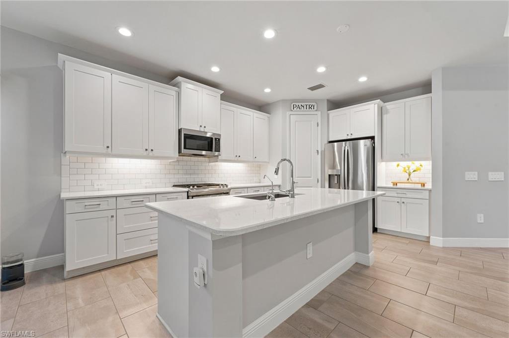 4056 Pegasus Way Property Photo 10