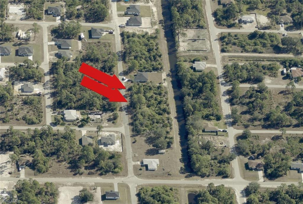 1010 Lakeside Dr Property Photo 4