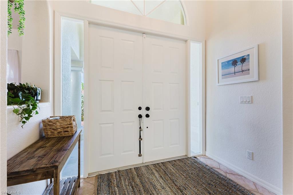 5211 27th Pl Property Photo 3