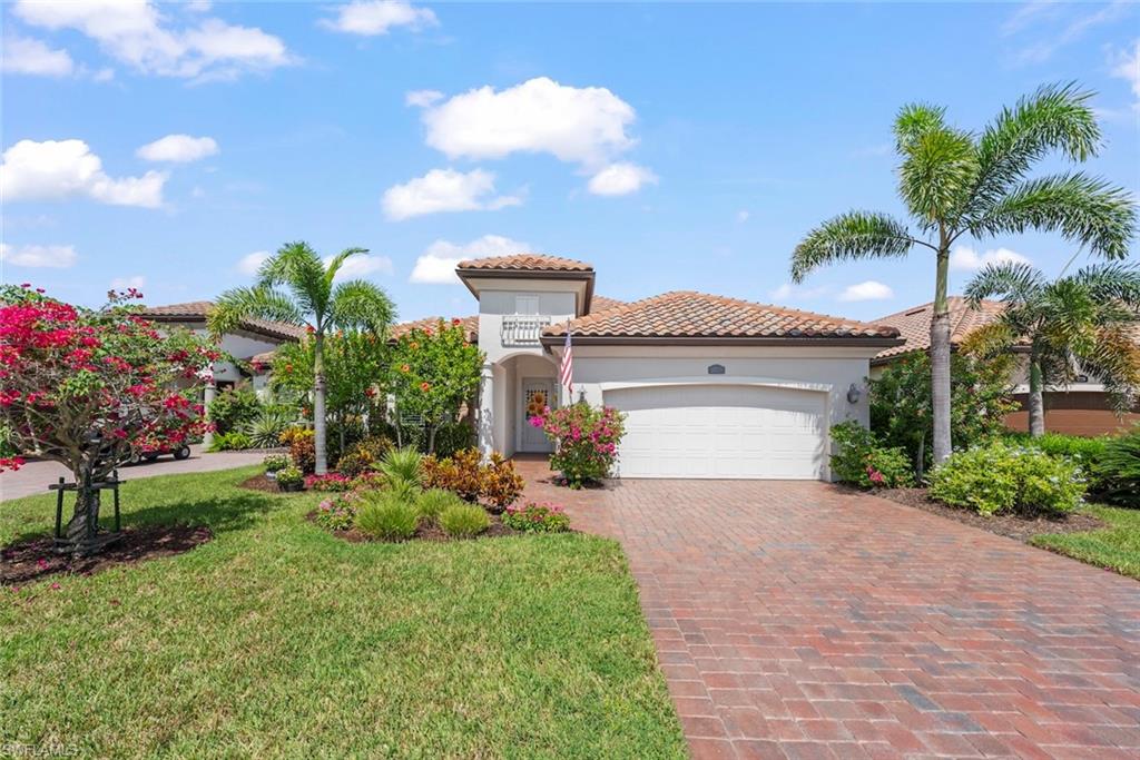 12735 Kinross Ln Property Photo 3