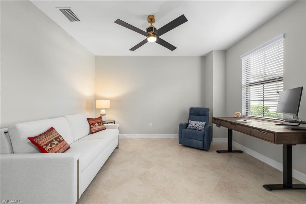 12692 Kinross Ln Property Photo 25