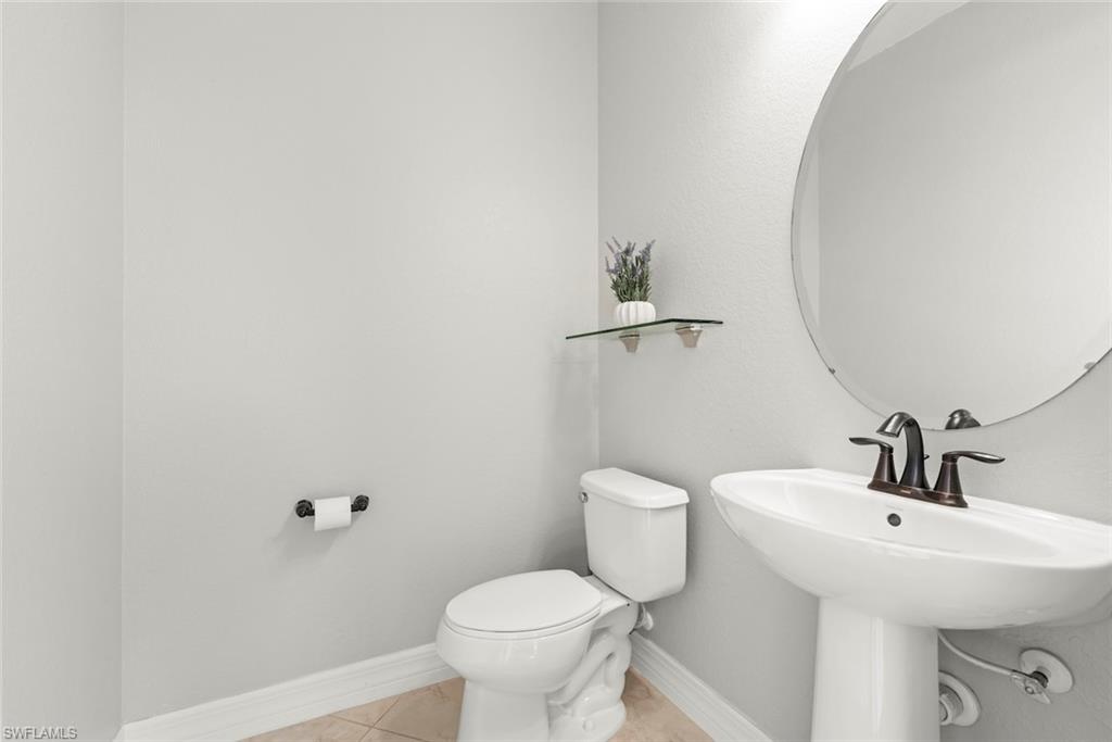 12692 Kinross Ln Property Photo 28