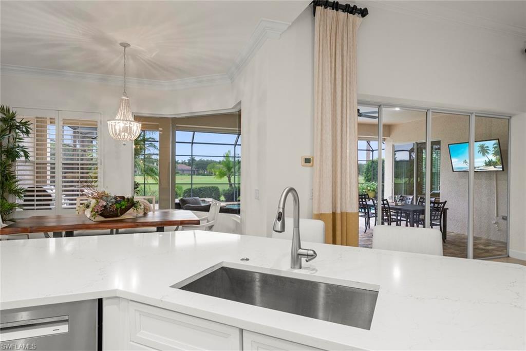 11918 Heather Woods Ct Property Photo 12