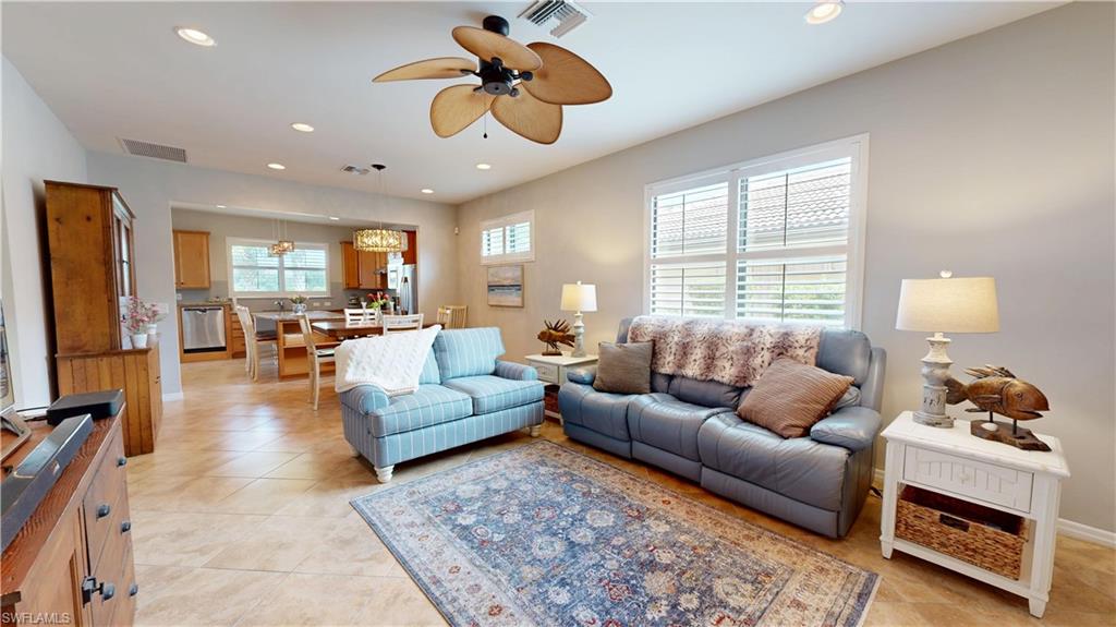 5731 Declaration Ct Property Photo 6