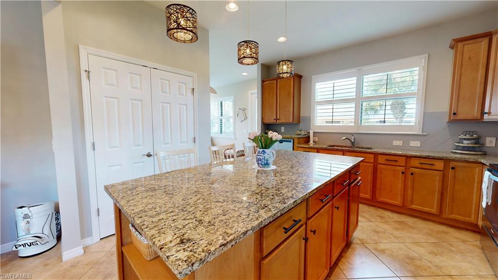5731 Declaration Ct Property Photo 13