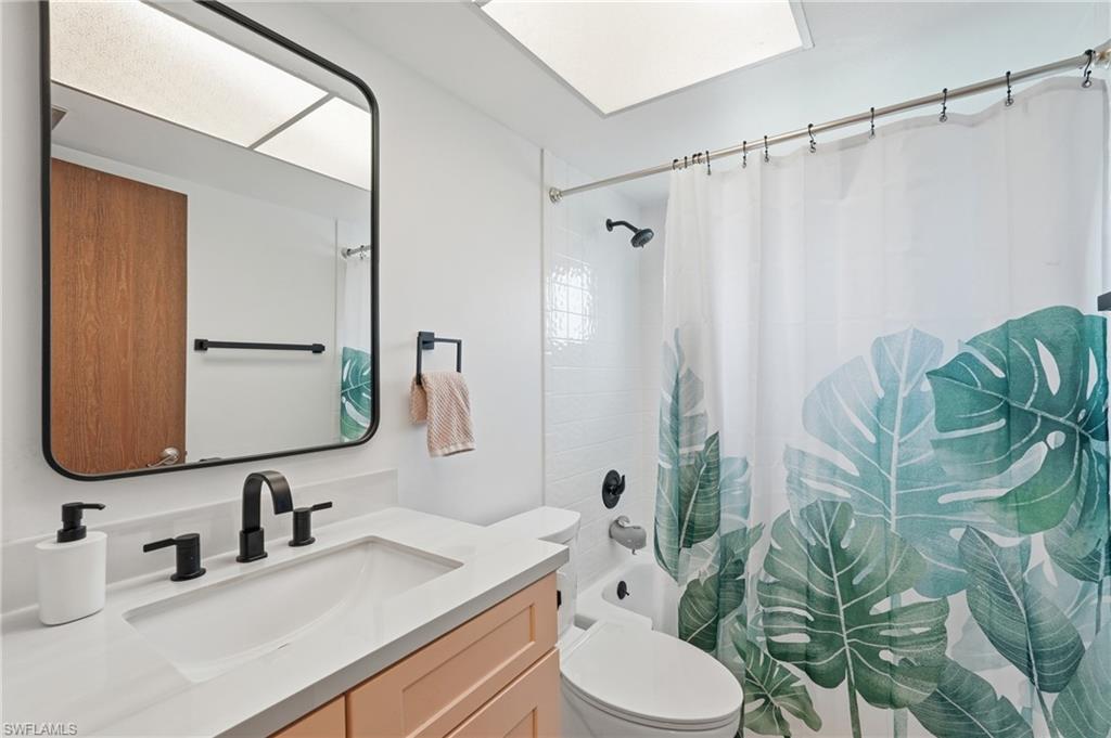 329 16th Pl Property Photo 12