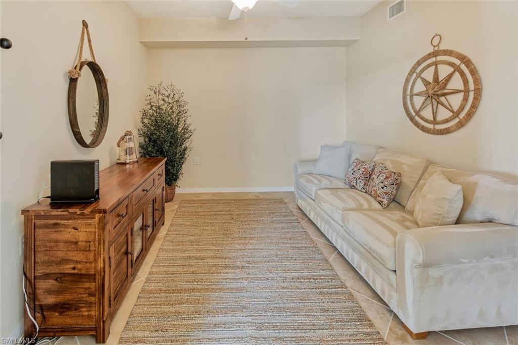 9735 Acqua Ct 621 Property Photo 8
