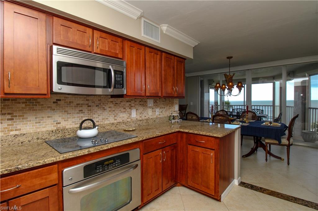 10701 Gulf Shore Dr 502 Property Photo 32