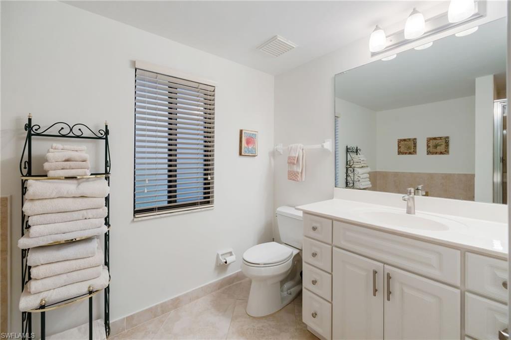 6760 Pelican Bay Blvd 315 Property Photo 13