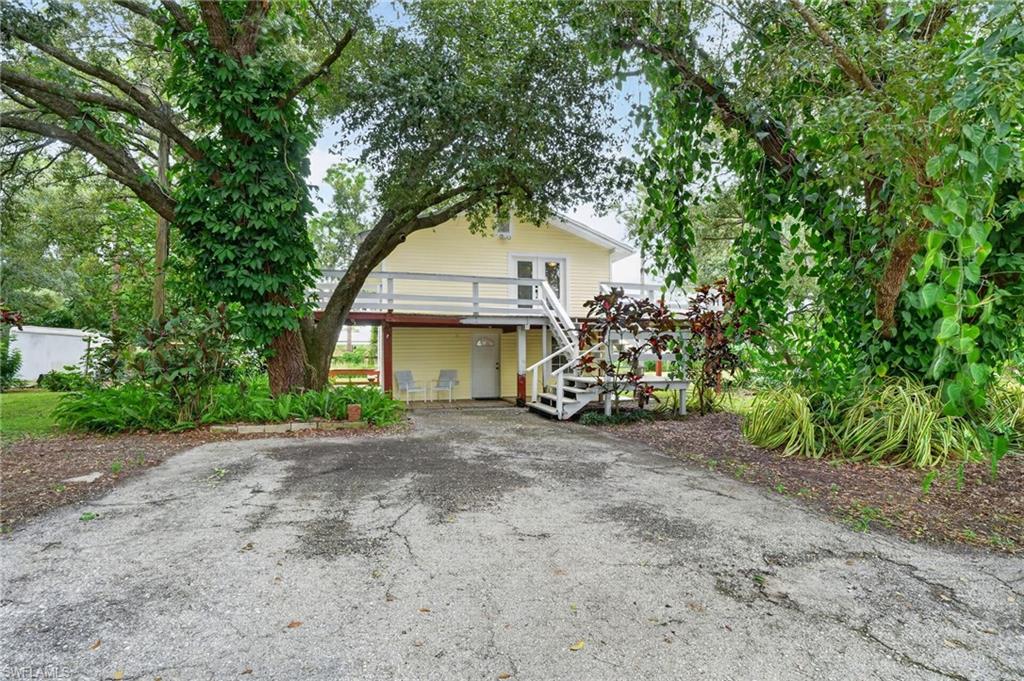 3889 Double J Acres Rd Property Photo 2