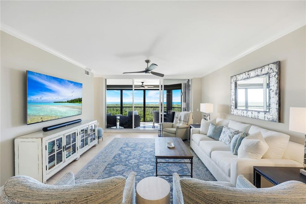 7225 Pelican Bay Blvd 604 Property Photo 15