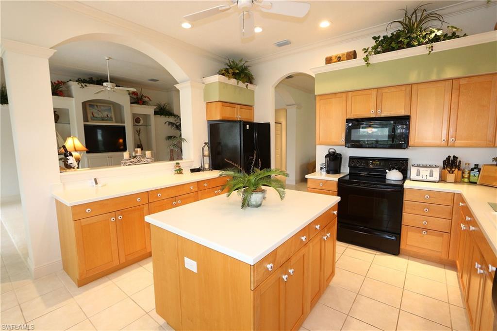 23243 Foxberry Ln Property Photo 14