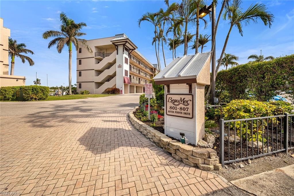 803 River Point Dr 306b Property Photo 39