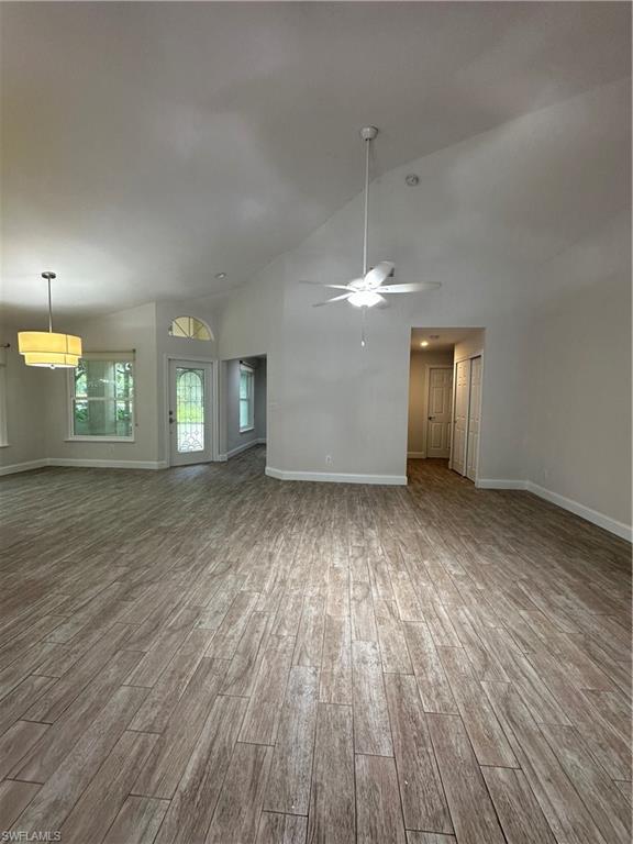 21194 Old Oak Pl Property Photo 7