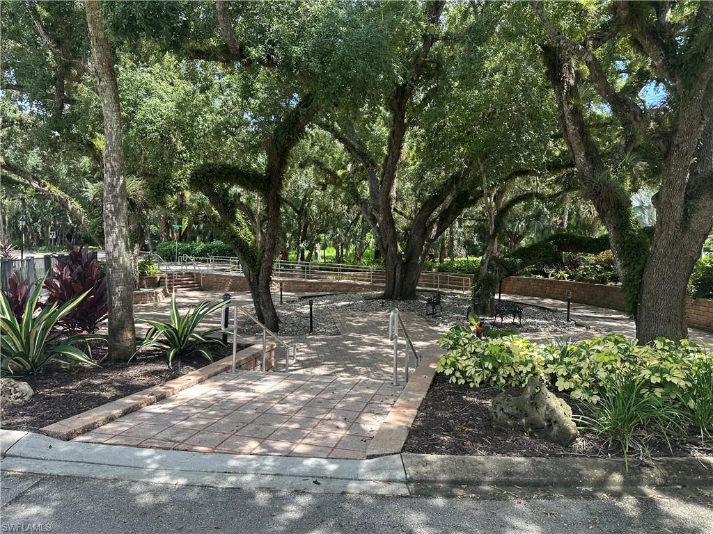 21194 Old Oak Pl Property Photo 28