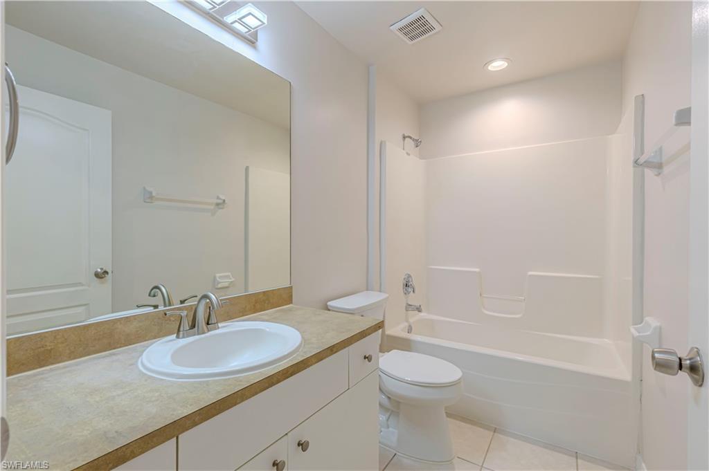 2125 18th Pl Property Photo 13