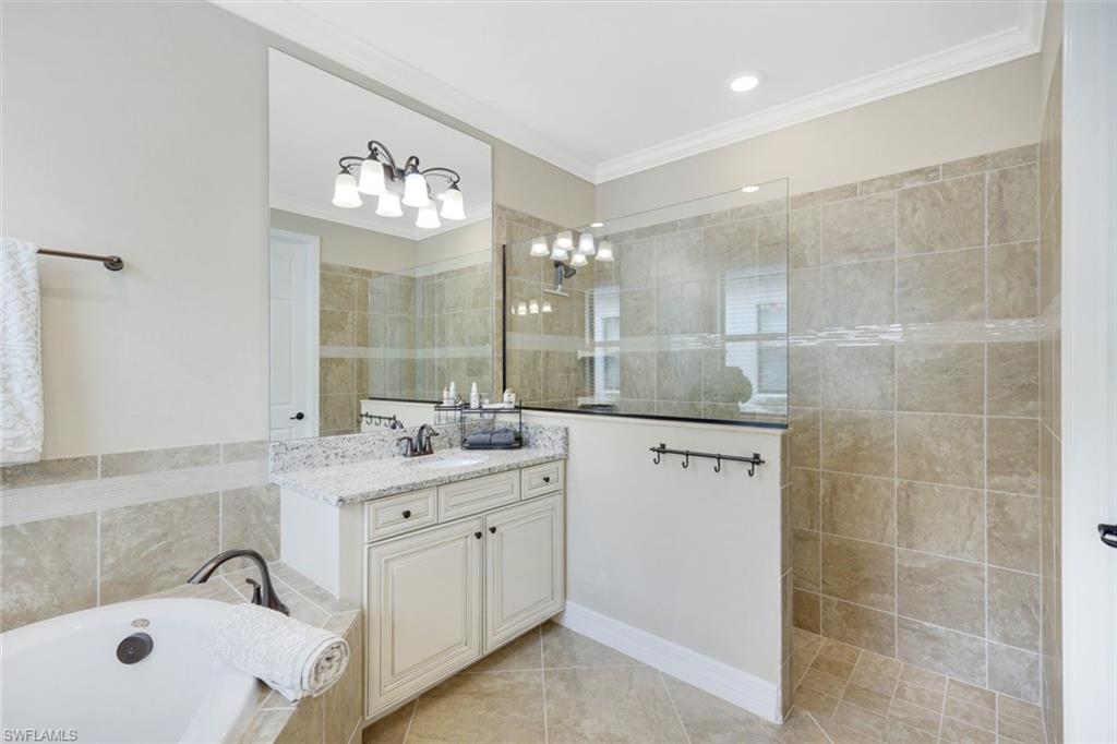 17450 Galway Run Property Photo 23