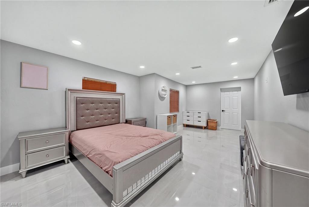 6255 Cedar Tree Ln Property Photo 7