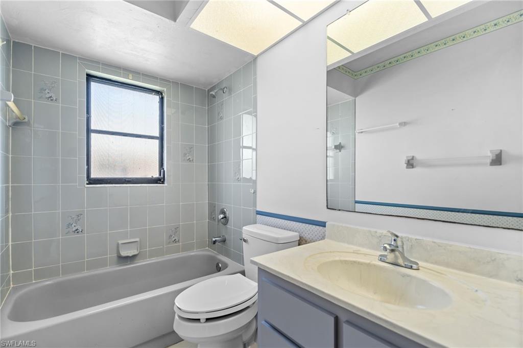 1904 8th Ct Property Photo 21