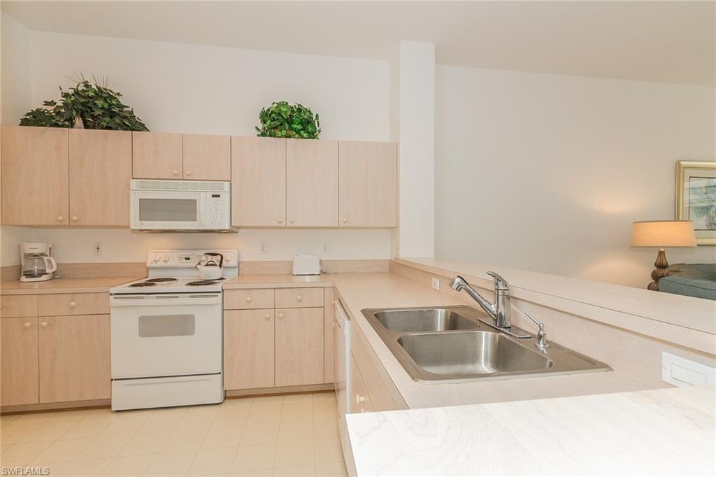 1025 Tarpon Cove Dr 203 Property Photo 10