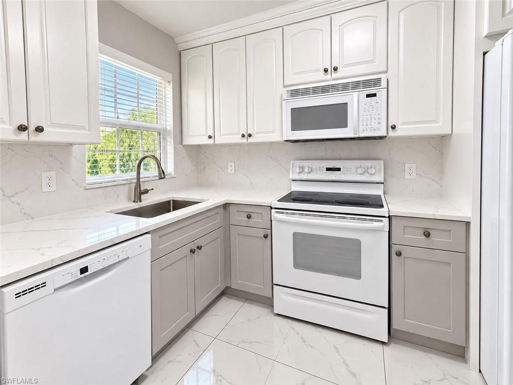 501 Forest Lakes BLVD 212 Property Photo 1