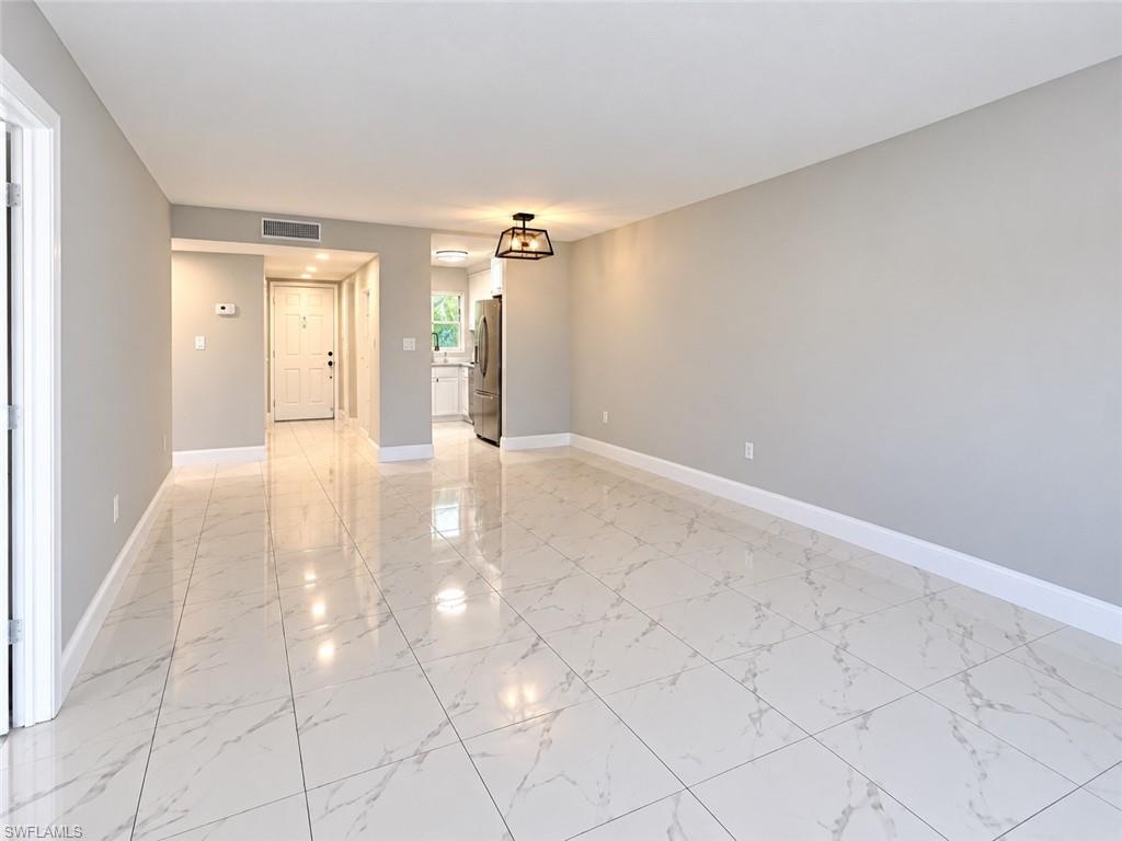 501 Forest Lakes Blvd 212 Property Photo 6