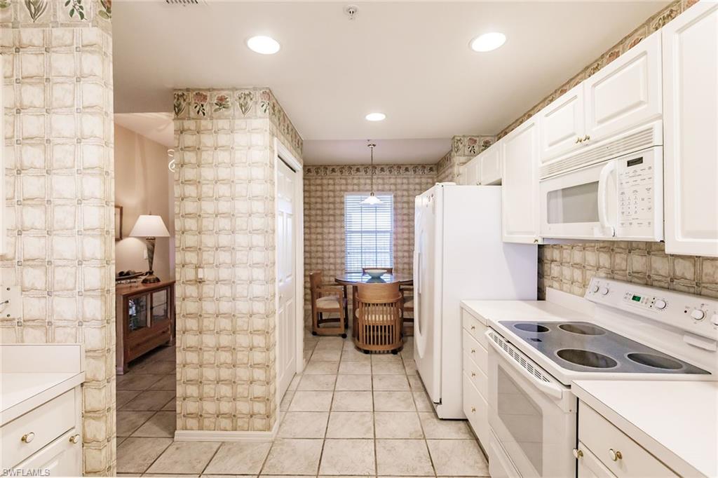 4120 Bayhead Dr 303 Property Photo 11