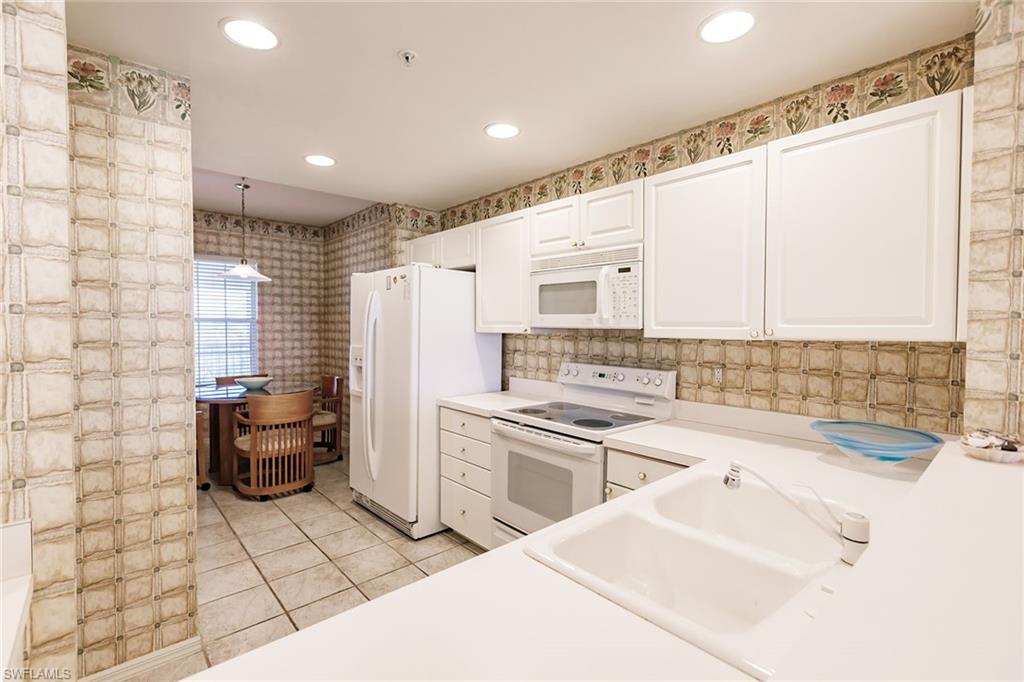 4120 Bayhead Dr 303 Property Photo 12